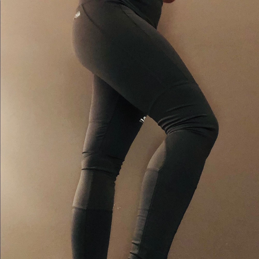 Sketchers leggings